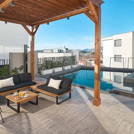 Luxury Natali With Pool, Terrace And Sea View 빌라 *
