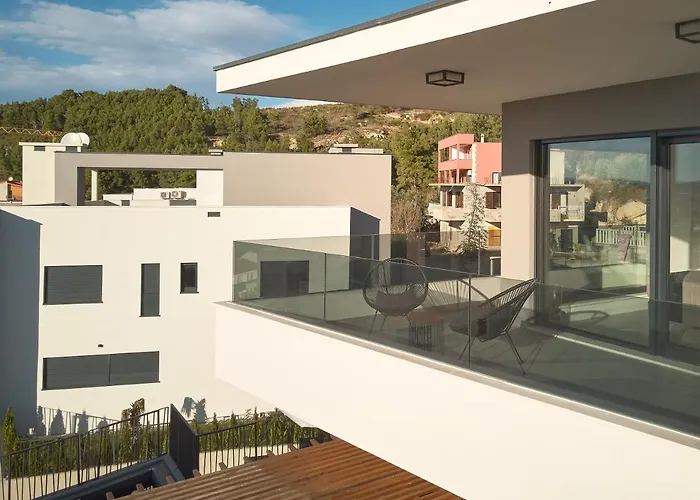 Luxury Sol Mate * Split